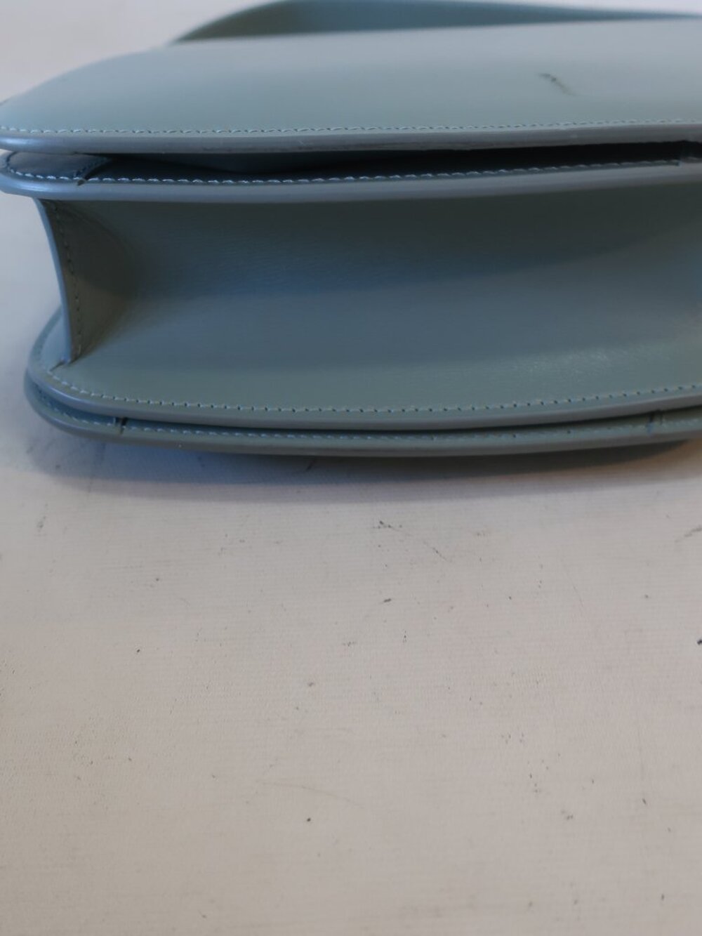 Women Ferragamo Fiamma Leather Light Green Shoulder Bag - Picture 8 of 12